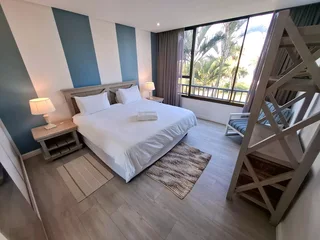 STUNNING UNIT AT THE BREAKERS - UMHLANGA