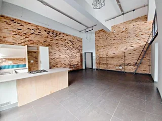 UNIQUE NORTH FACING APARTMENT WITH BONUS LOFT AREA