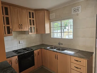 Prime Property presents Umhlanga rocks apartment for rent