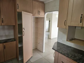 Prime Property presents Umhlanga rocks apartment for rent