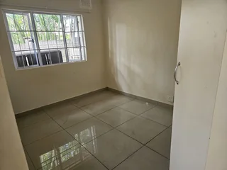Prime Property presents Umhlanga rocks apartment for rent
