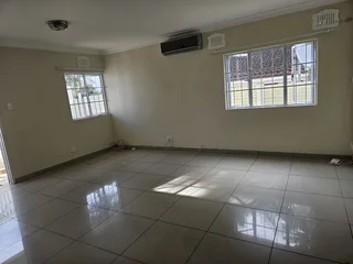 Prime Property presents Umhlanga rocks apartment for rent