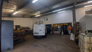 Mixed Mini Warehouse To Let | Springfield Park