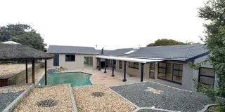 Spacious 4-Bedroom Home with Separate 1-Bedroom Apartment – Ideal for Extended Family or Rental