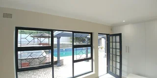 Spacious 4-Bedroom Home with Separate 1-Bedroom Apartment – Ideal for Extended Family or Rental