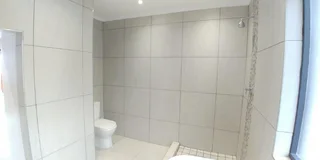 Spacious 4-Bedroom Home with Separate 1-Bedroom Apartment – Ideal for Extended Family or Rental