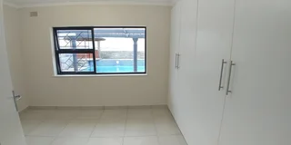 Spacious 4-Bedroom Home with Separate 1-Bedroom Apartment – Ideal for Extended Family or Rental