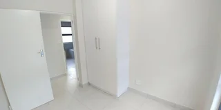 Spacious 4-Bedroom Home with Separate 1-Bedroom Apartment – Ideal for Extended Family or Rental