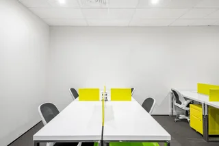 All-inclusive access to coworking space in Regus Harbour View.