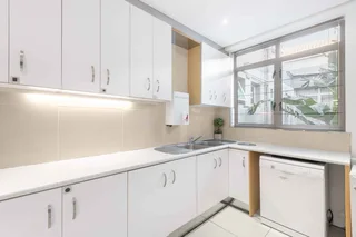 All-inclusive access to coworking space in Regus Harbour View.