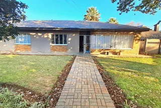 4 Bedroom Family Home In Gardaniapark