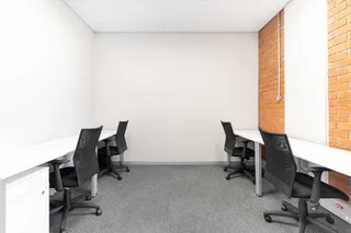 Move into ready-to-use open plan office space for 15 persons in Regus Black River Park