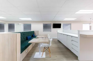 All-inclusive access to professional office space for 4 persons in Regus Paarl.