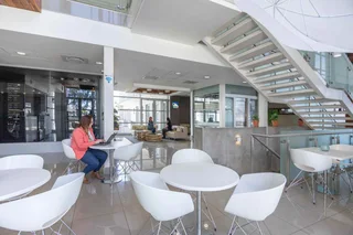 Book a reserved coworking spot in Spaces Broadacres
