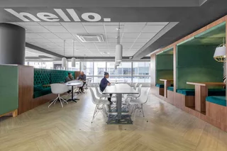 Book a reserved coworking spot in Spaces Sunclare