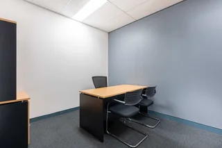 Unlimited office access in Regus Promenade Mall.