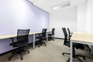 Discover many ways to work your way in Regus Uni Park
