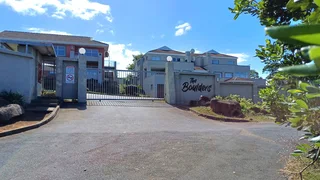 Large modern spacious 2 bedroom apartment with stunning views