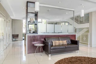 Private office space tailored to your business’ unique needs in Regus Bryanston Wedgefield.