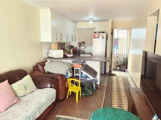 2 Bedroom Apartment, Parow