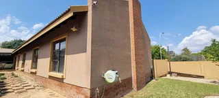 FIVE STAR HOME IN FIVE STAR STREET