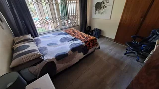 FLATLET,SWIMMINGPOOL,SOLAR PANELS 4 BEDROOMS GREAT VALUE FOR MONEY