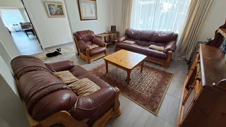 FLATLET,SWIMMINGPOOL,SOLAR PANELS 4 BEDROOMS GREAT VALUE FOR MONEY