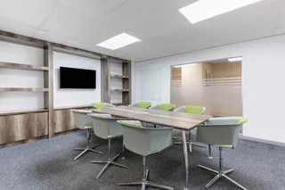 Workspaces, services and support to help you work better in Regus Paarl