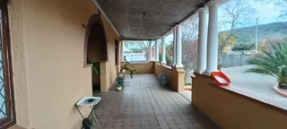 BEAUTIFUL  CULTURE FULL WOODEN FLOOR  HOUSE.REAR OPPERTUNITY.