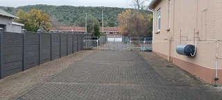 BEAUTIFUL  CULTURE FULL WOODEN FLOOR  HOUSE.REAR OPPERTUNITY.