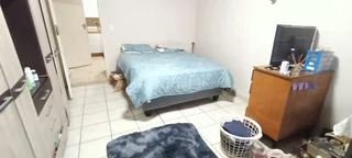 BEAUTIFUL  CULTURE FULL WOODEN FLOOR  HOUSE.REAR OPPERTUNITY.