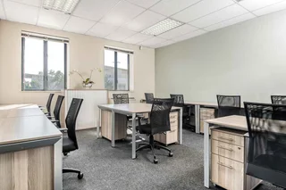 Book open plan office space for businesses of all sizes in Regus Bryanston Wedgefield.