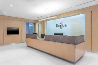 Book open plan office space for businesses of all sizes in Regus Bryanston Wedgefield.