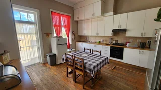 Epitome of Grace and Grandeur