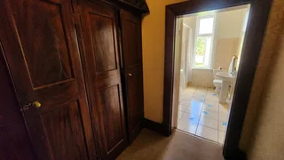 Epitome of Grace and Grandeur