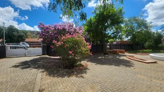 Epitome of Grace and Grandeur