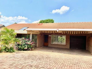 Are you over 50...want to retire, look no further...a lovely house in a retirement village!