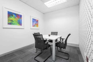 All-inclusive access to professional office space for 4 persons in Regus Harbour View.