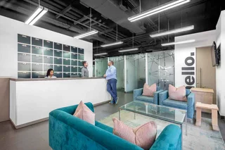 24/7 access to designer office space for 4 persons in Spaces Menlyn Maine.