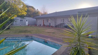 3 Bedroom House for Sale in Bayswater