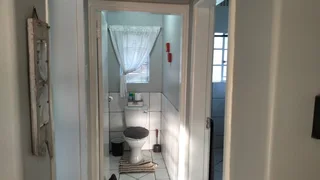 3 Bedroom House for Sale in Bayswater