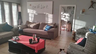 3 Bedroom House for Sale in Bayswater