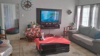 3 Bedroom House for Sale in Bayswater