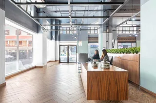 Book a reserved coworking spot in Spaces 50 Long Street