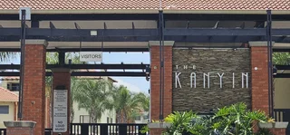 2 Bedroom apartment in Sunninghill For Sale