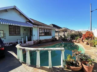 Charming 3 Bedroom House for Sale in Glenwood
