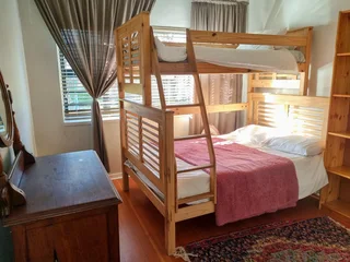 Spacious 6-BR Home: Ideal for Hosting &amp; Income!