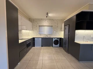 Luxury Corner 2 Bed 2 Bath Apartment in Izinga Eco Estate