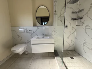 Luxury Corner 2 Bed 2 Bath Apartment in Izinga Eco Estate