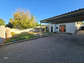 Charming home with classical charm in Herlear